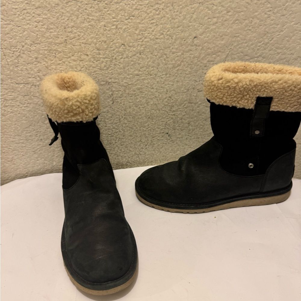 UGG Black and Cream Winter Boots size 8